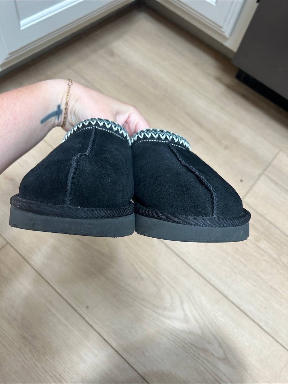 Women’s Ugg Tasman II Size 7 - Picture 6 of 15